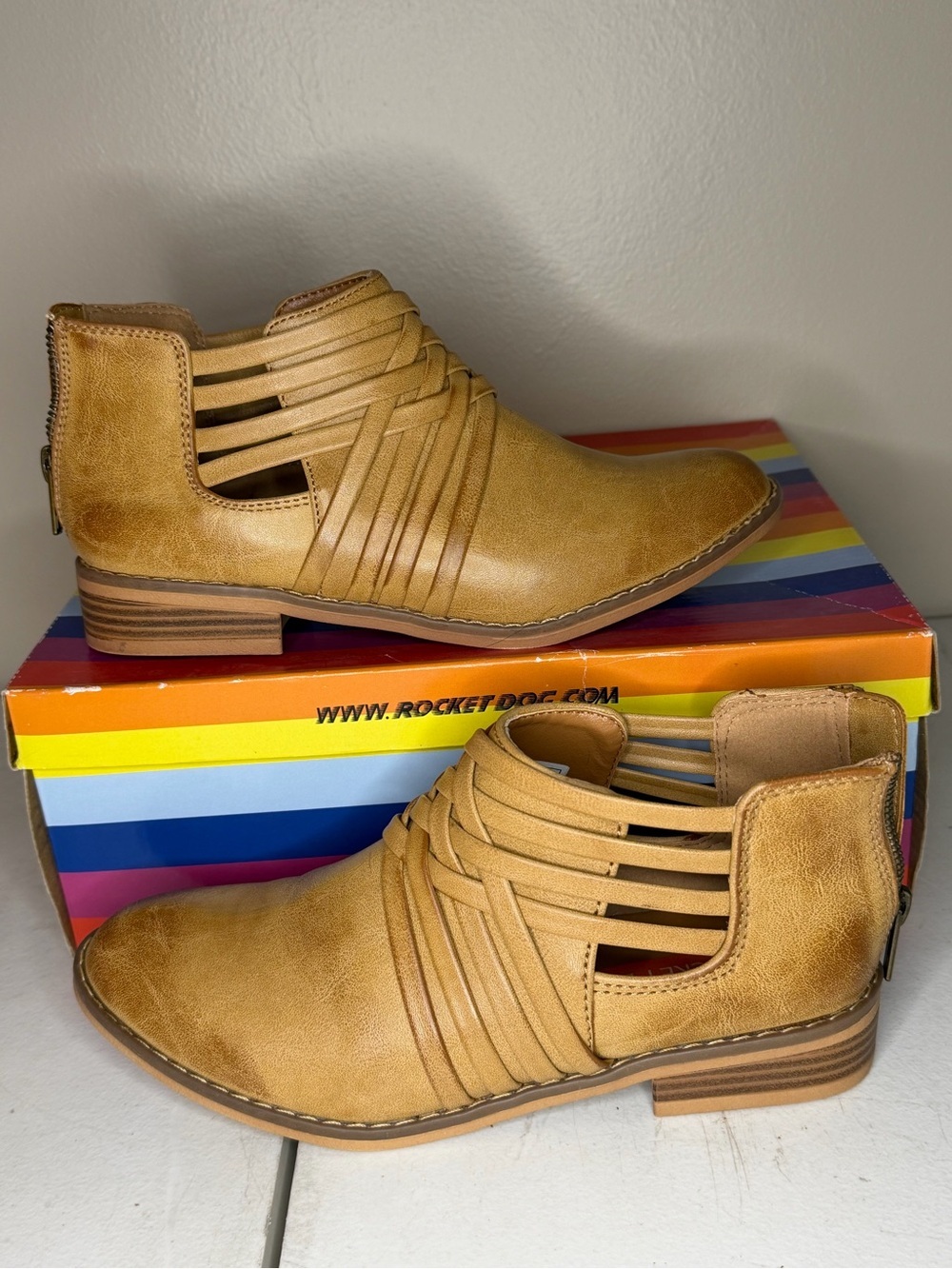 Rocket Dog Tan Strappy Cutout Ankle Booties